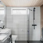 Moderni Paritalo Laehellae Lentokenttaeae, Free Parking, Sauna Apartman *