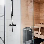 Moderni Paritalo Laehellae Lentokenttaeae, Free Parking, Sauna Apartman *