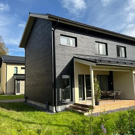 Moderni Paritalo Laehellae Lentokenttaeae, Free Parking, Sauna