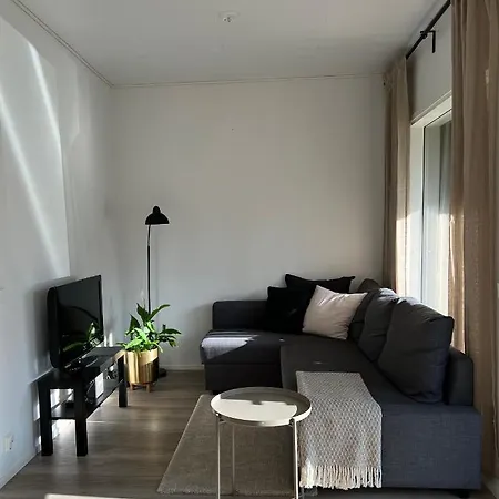 Moderni Paritalo Laehellae Lentokenttaeae, Free Parking, Sauna Apartment *