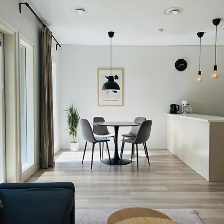 Huoneisto Moderni Paritalo Lähellä Lentokenttää, Free Parking, Sauna Vantaa