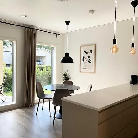 Moderni Paritalo Laehellae Lentokenttaeae, Free Parking, Sauna *