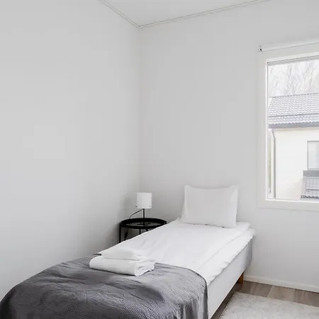Moderni Paritalo Laehellae Lentokenttaeae, Free Parking, Sauna Lejlighed *